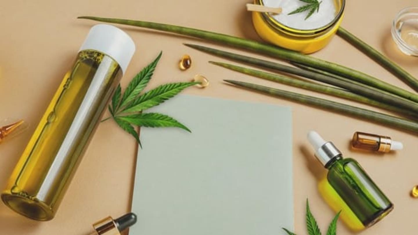 How To Take CBD Oil: Exploring Four Common Methods - FeedBox